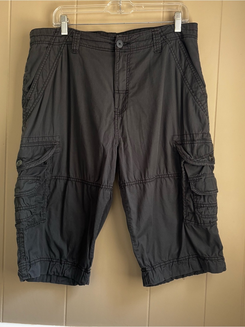 Faded Glory Mens Cargo Shorts Size 36 Dark Grey Charcoal Cotton Casual Pockets